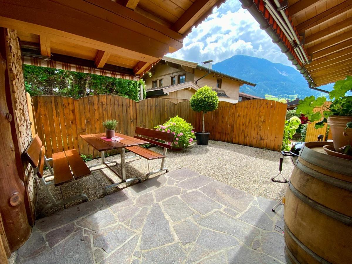Ferienwohnung An Der Familienabfahrt Brixen im Thale Luaran gambar